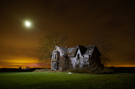 Haunted Beauty - Abandoned Farmhouse Under the Moon